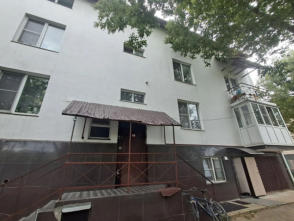Квартира 3-комн., 60 м²